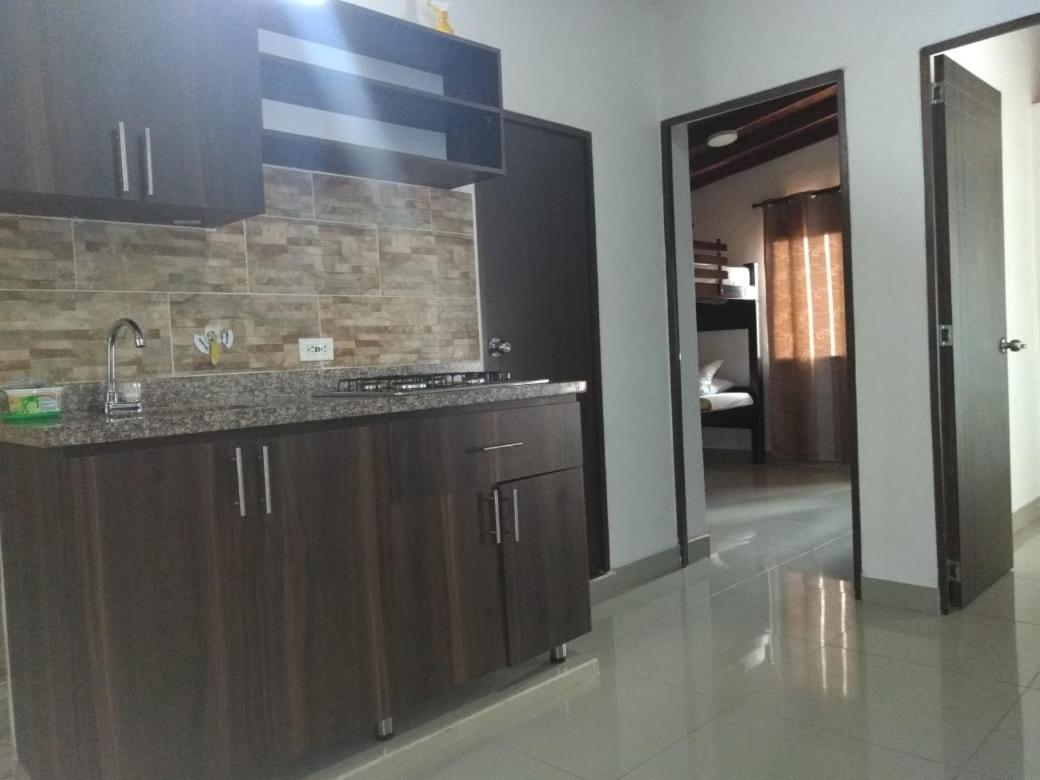 S32 Con Balcon En Laureles Estadio Apartment